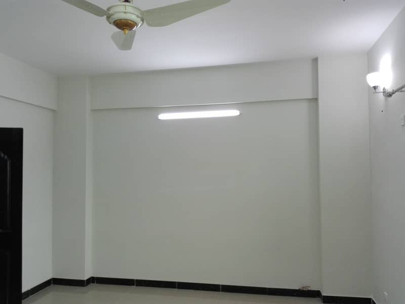 10 Marla 03 Bedroom Ground Floor Apartment Available For Rent In Askari 10 Sector-F Lahore Cantt 22
