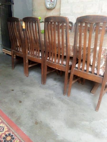 Dining table with 6 chair 3
