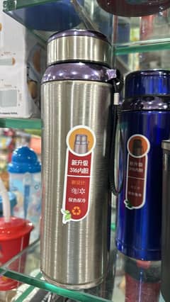 High Quality Stainless Steel Thermos Vacuum Bottle (random Color)