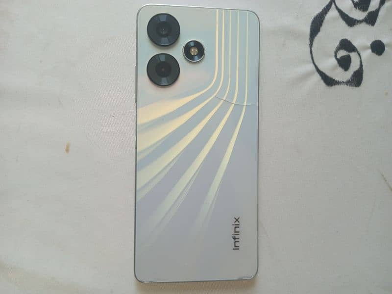 Infinix hot 30 11