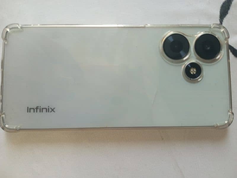 Infinix hot 30 13