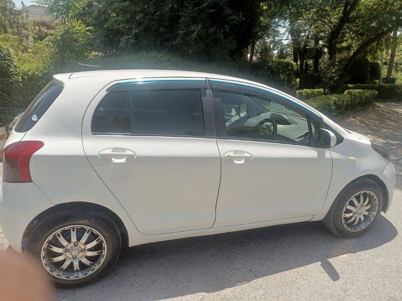 Toyota Vitz 2006 15