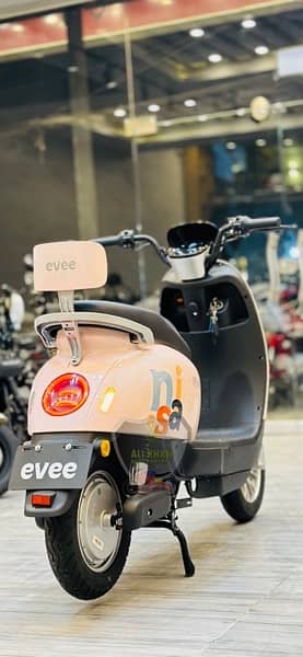 EVEE NISA ( 55 - 65 km in 1 Charge ) SCOOTY COOTER MALE FEMALE ladies 3