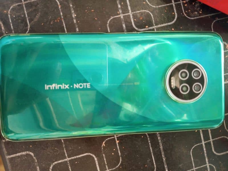infinx not 7 complet box 6/128 10/10 0