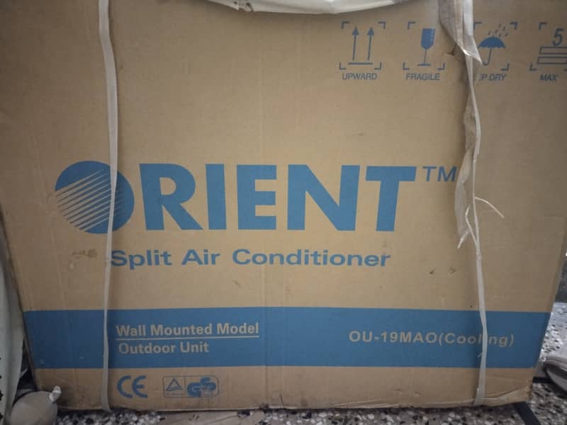 Orient Split AC by 4