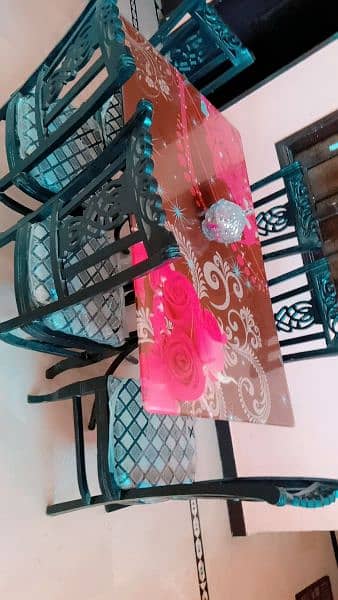 6 chair dinning glass for sale goodcondition 2