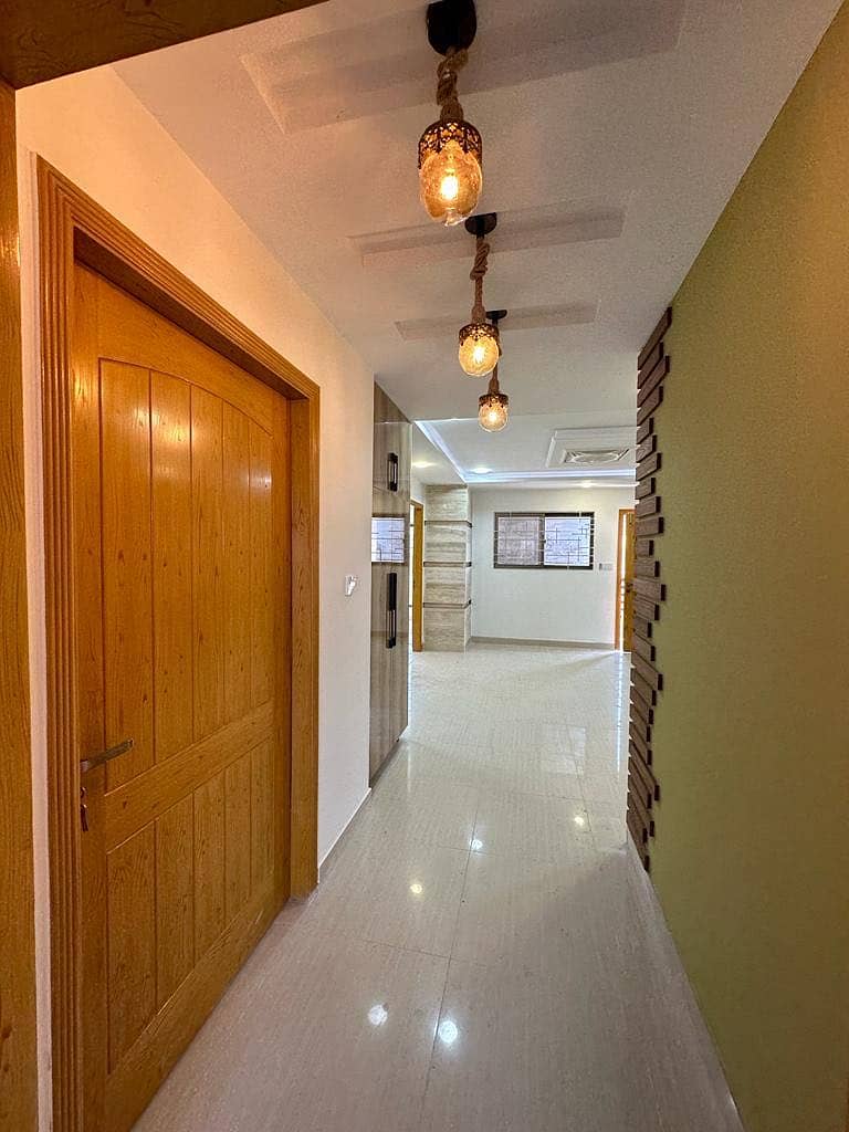 3 Bed Luxurious Apartment For Sale In Overseas-5 Gas Installed Phase-8 Bahria Town 5