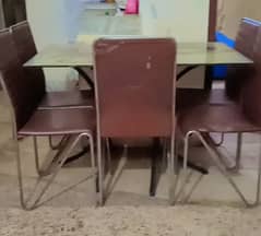Dining table good condition 0