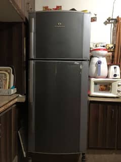 full size dowlene fridge 0