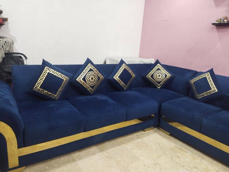 7 seaters sofa navy blue with cushion  5 months used 3