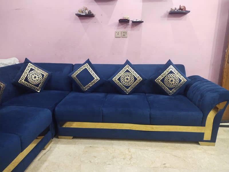 7 seaters sofa navy blue with cushion  5 months used 4