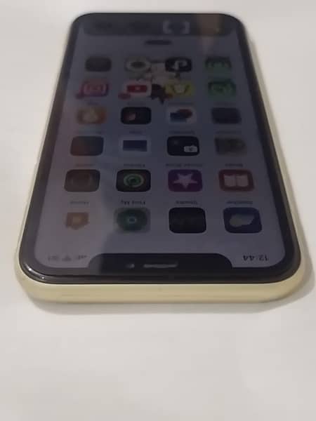 iphone XR 128 GB PTA APPROVED 2