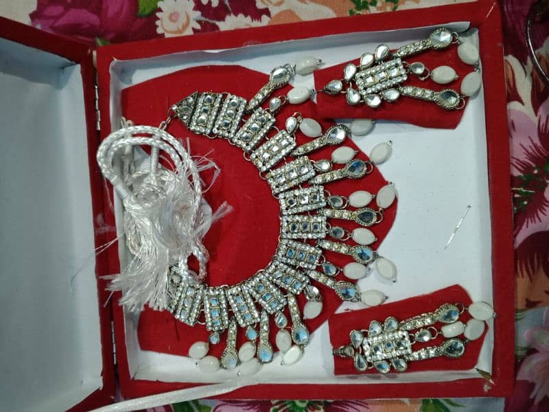 Jewelry sets 2