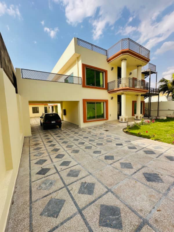 1 kanal 6 Bedrooms Double Storey House Available For Rent In G-10 Islamabad 24