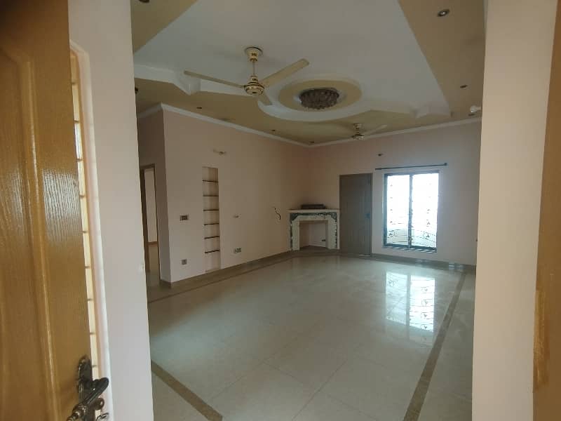 1 Kanal Beautiful House For Rent Near All Facilities 5