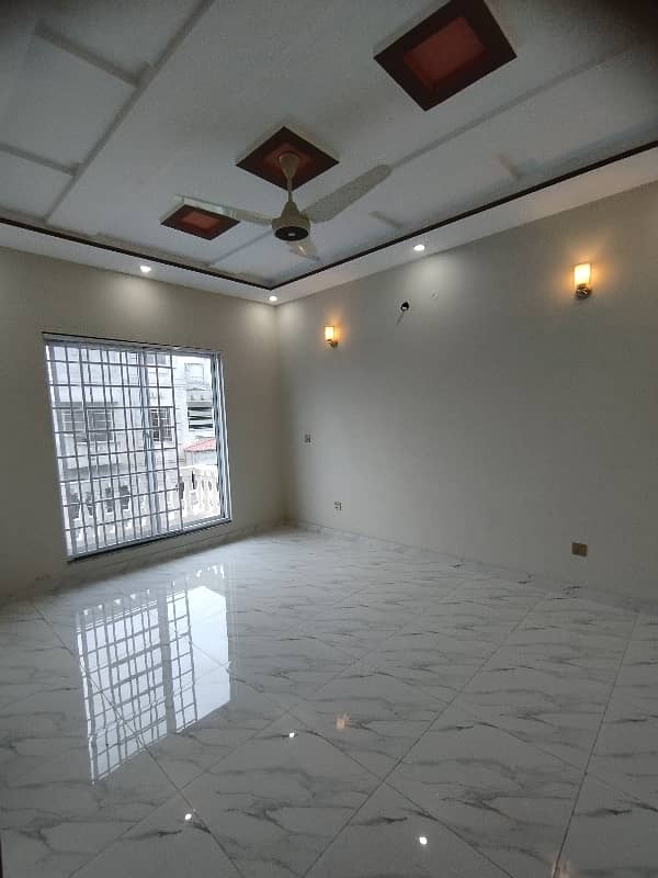 10 Maral Brand New House Available For Rent 3