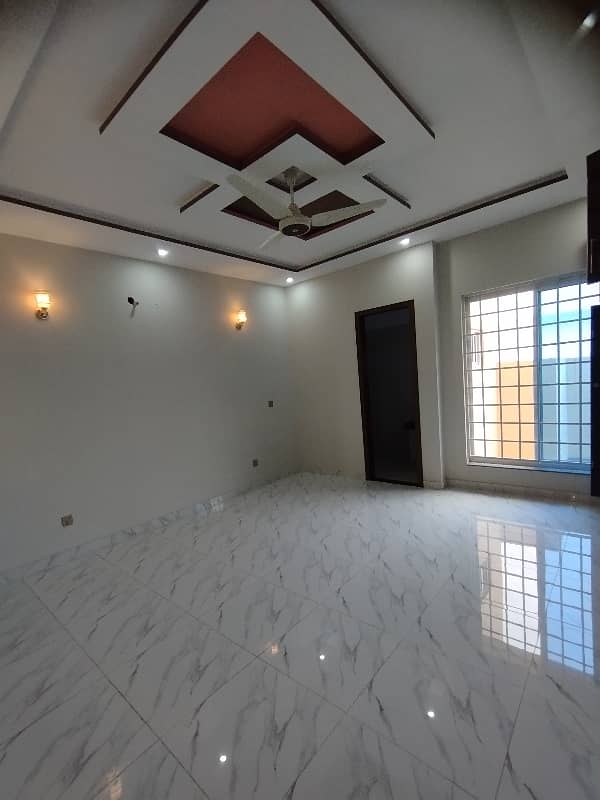 10 Maral Brand New House Available For Rent 9