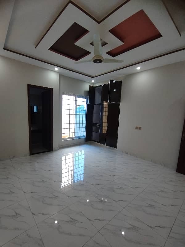 10 Maral Brand New House Available For Rent 10