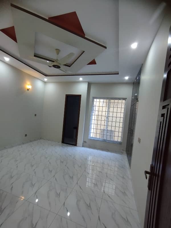 10 Maral Brand New House Available For Rent 14