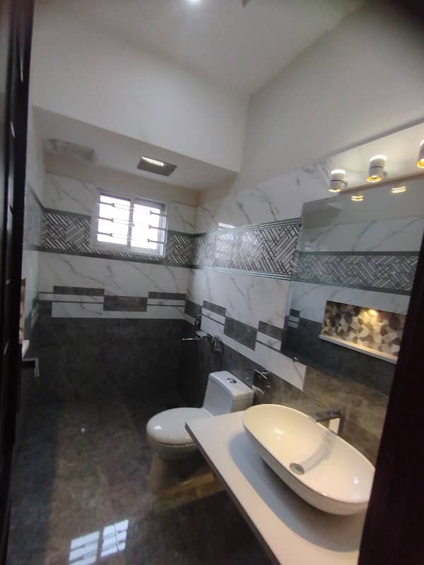 10 Maral Beautiful House For Rent 8