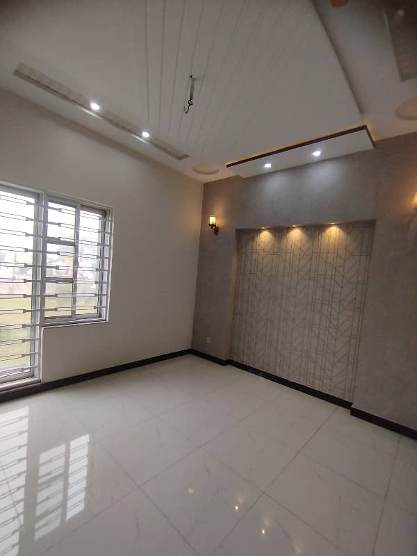 10 Maral Beautiful House For Rent 14