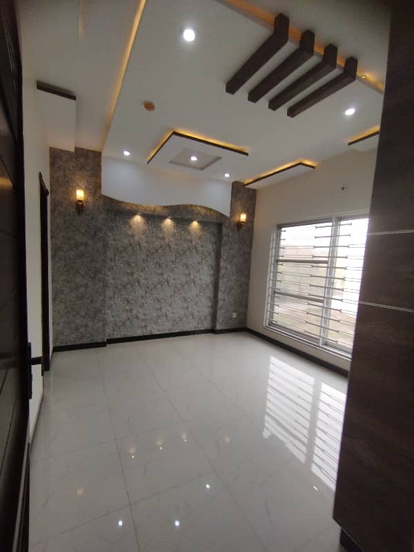 10 Maral Beautiful House For Rent 18