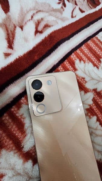 Vivo V29e Excellent Condition 3