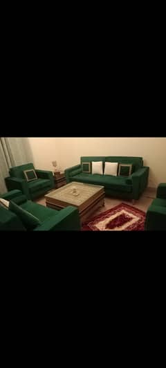 7 sester sofa seat and center tables