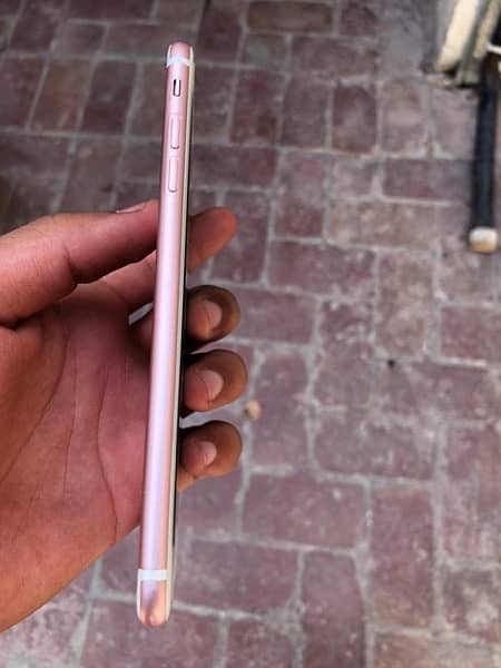 iPhone 7 Plus  WhatsApp number 03284489394 2