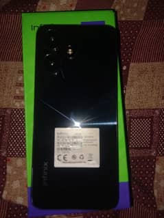 Infinix hot 30 Play all ok condition 10by ha 4+4/64 0
