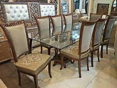 Furniture & Home Decor / Tables & Dining
