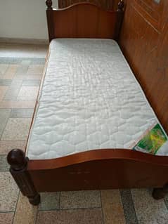 Singe Beds with Mattress