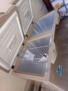 Dawlance freezer for sale only 1 month use