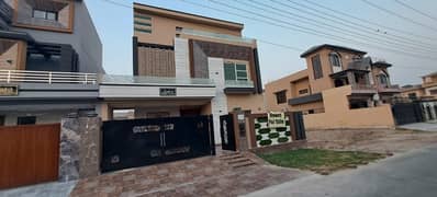A block 10 Marla New brand house available for sale