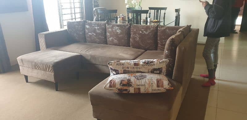 L shaped sofa for sale,good condition 2