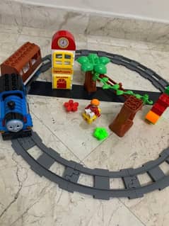 Train Set with Track and figures - Thomas Cartoon