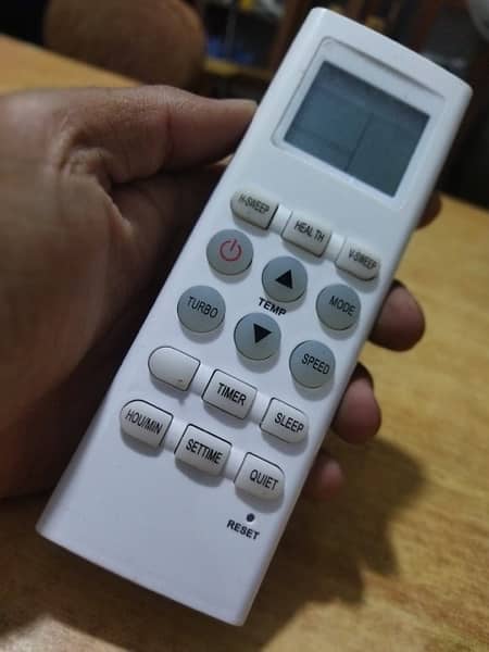 AC REMOTES AVAILABLE 14