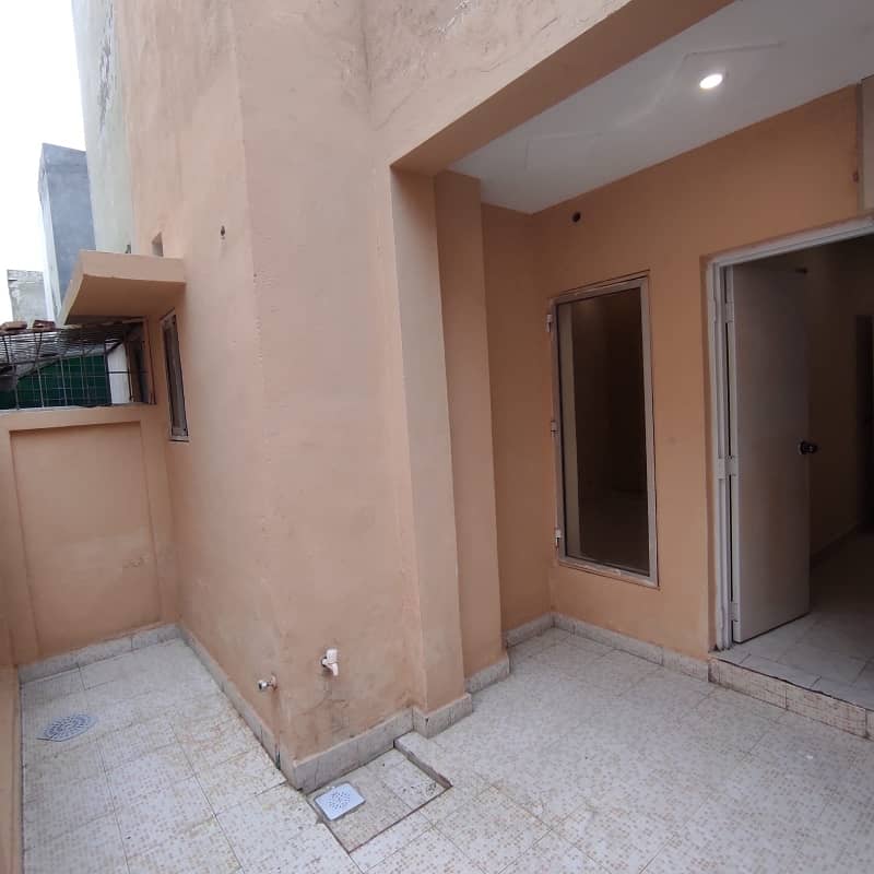 4 Marla Beautiful House For Sale In Ideal Location Of Ring Road 13