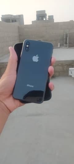 i phone X 64 Gb 10 by 9 condition pta aproved
