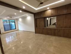 A Beautiful Upper Portion Is Available For Rent 0
