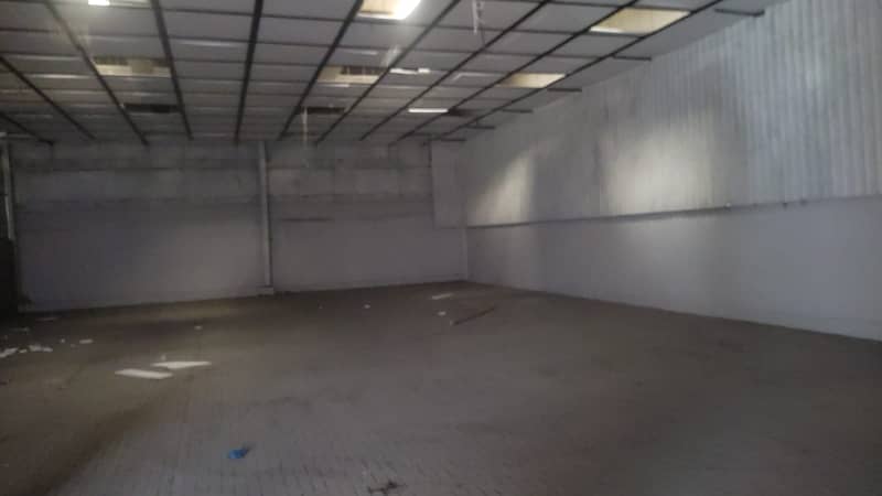 WAREHOUSE ON MAIN ROAD AVAILABLE FOR RENT 1