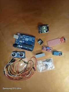 Arduino UNO NEW  used 10/10. Student Project