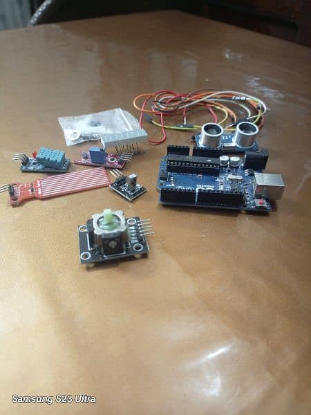 Arduino UNO NEW  used 10/10. Student Project 5