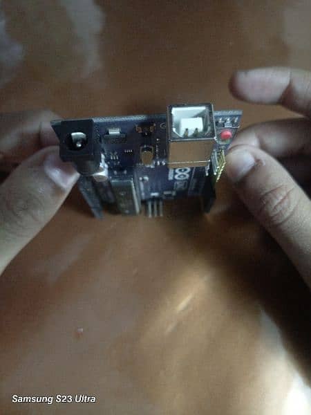 Arduino UNO NEW  used 10/10. Student Project 10