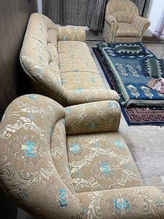 good condition sofa set 0