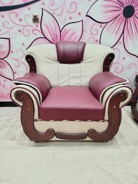 Seven Seater Sofa Set New Condition good quality regzin 1