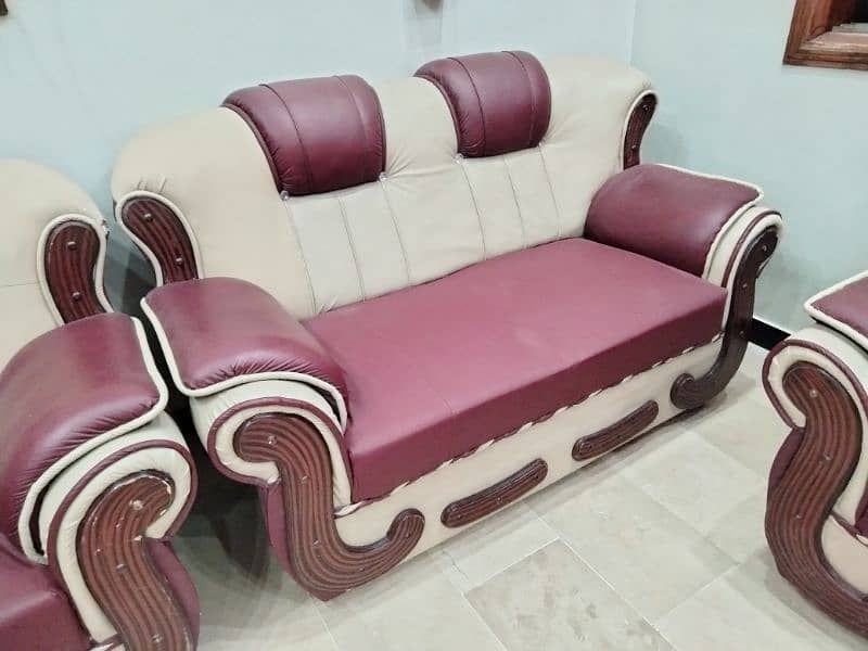 Seven Seater Sofa Set New Condition good quality regzin 2