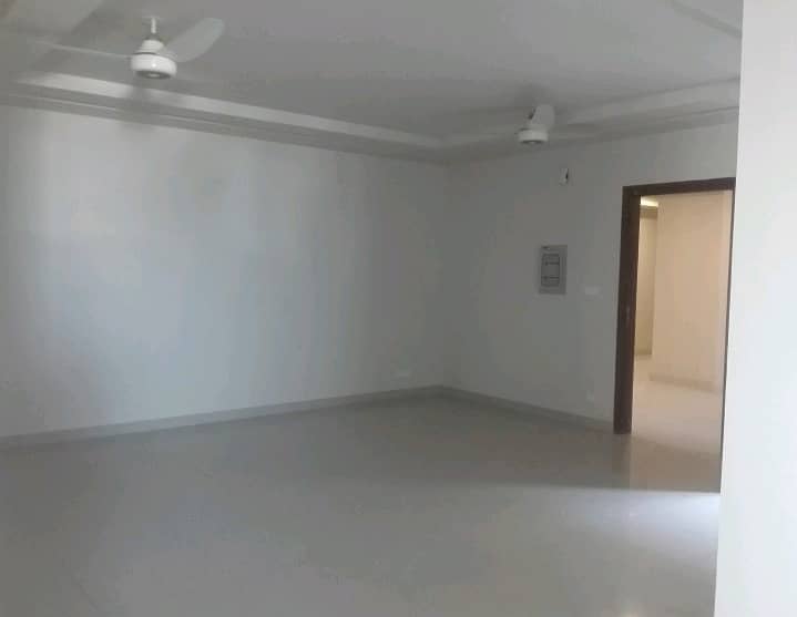 Lower Portion 2450 Square Feet For rent In G-9/4 1