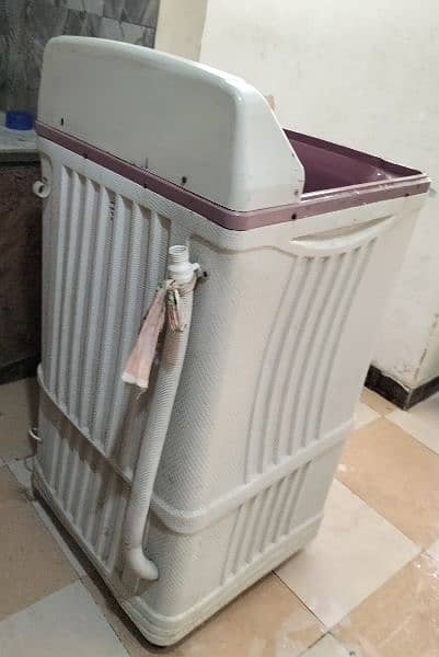 Asia washing machine neat n clean condition urgently sell krni hy 2