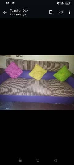 good condition sofa 0